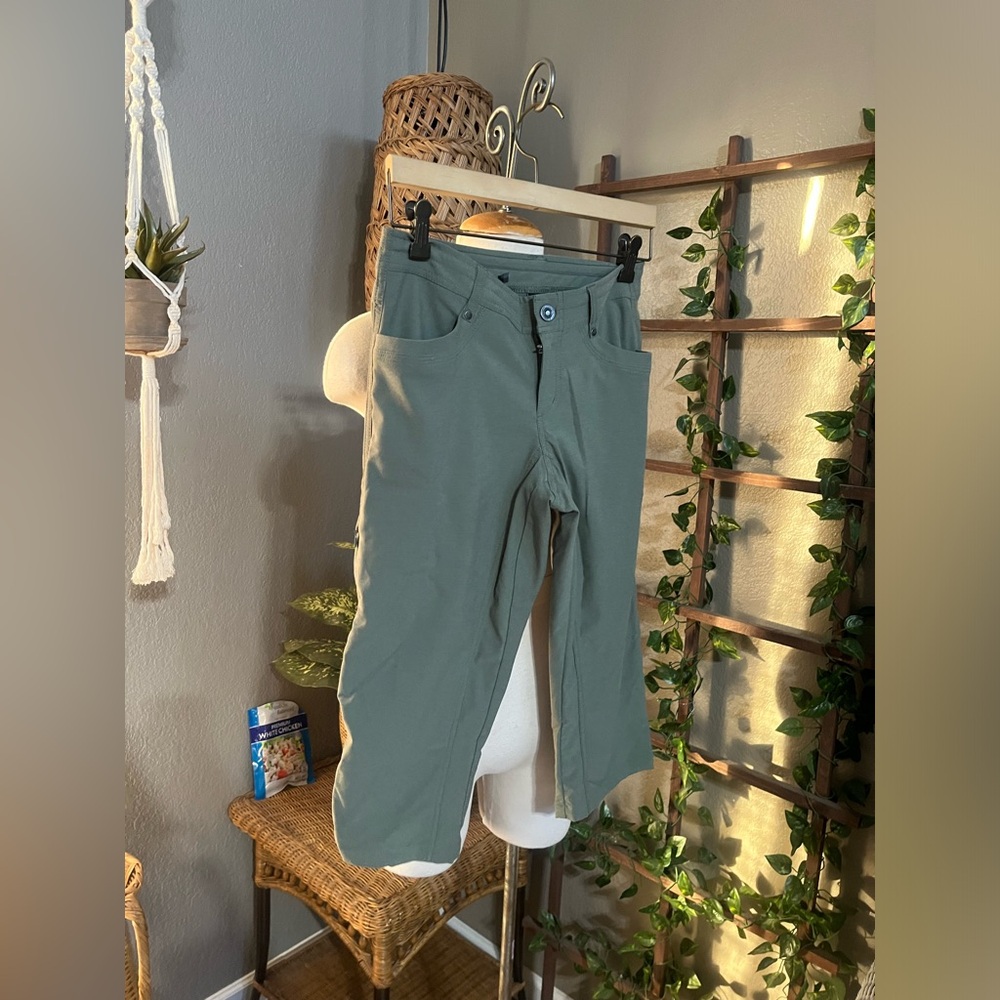 Kuhl Women's Mustard Yellow Tank with Sage Green Capris - Picture 5 of 10